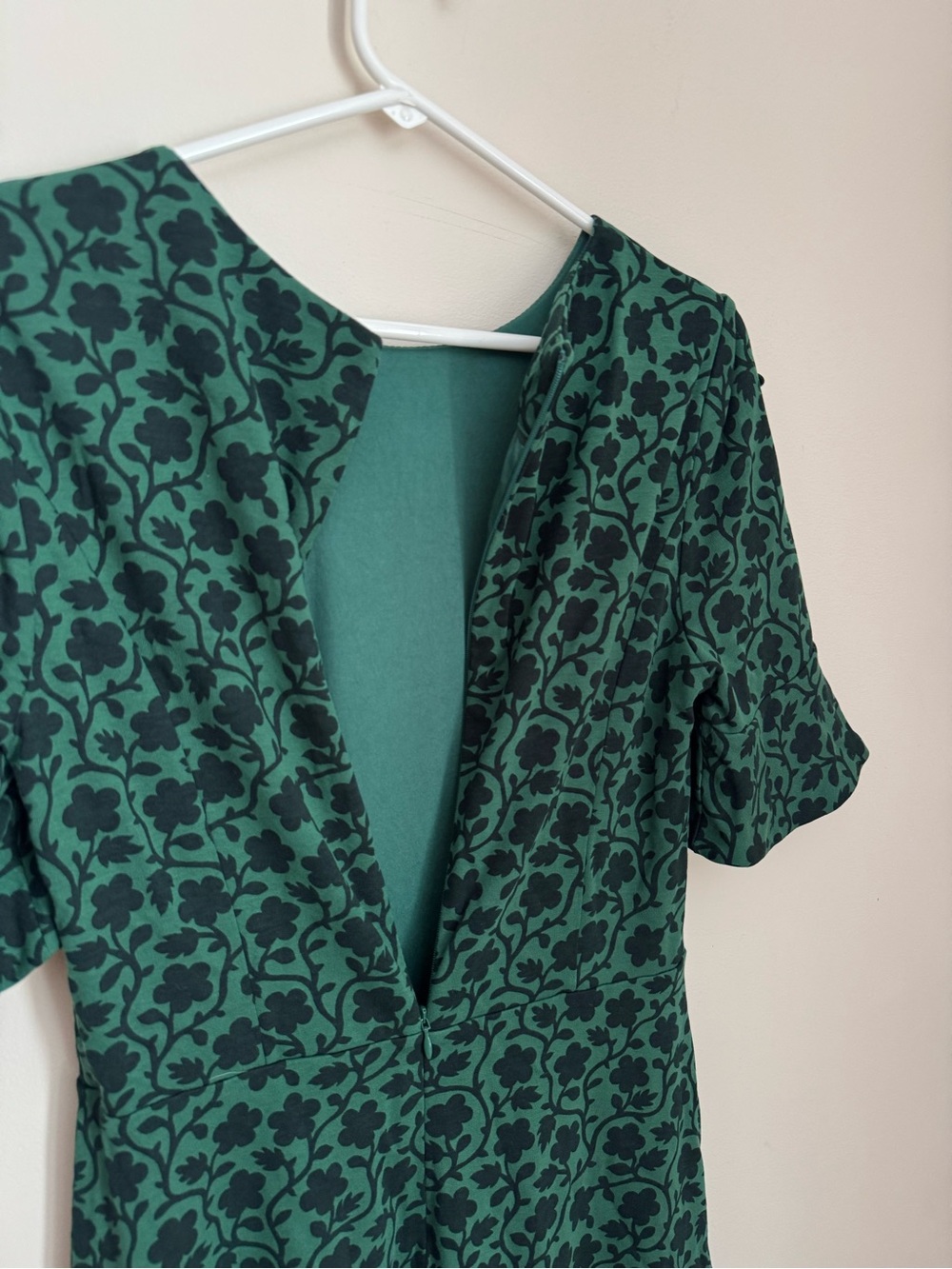 Boden Alexis Jersey Dress Enchanted Vine Green Floral Women’s 12R Fit & Flare - Picture 7 of 7
